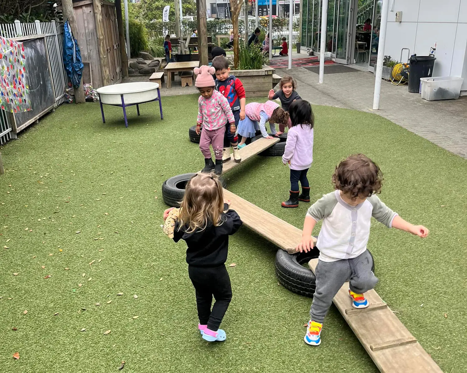 children playing balance